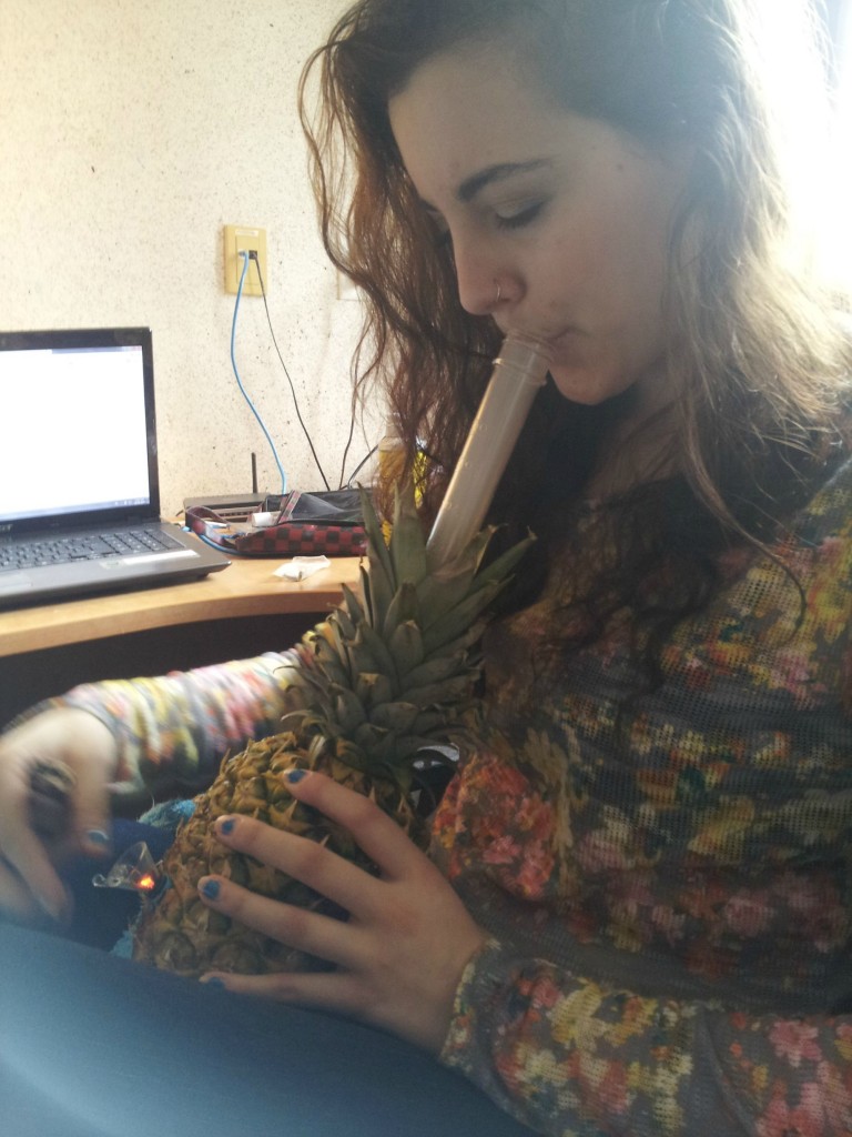 Pineapple Bong